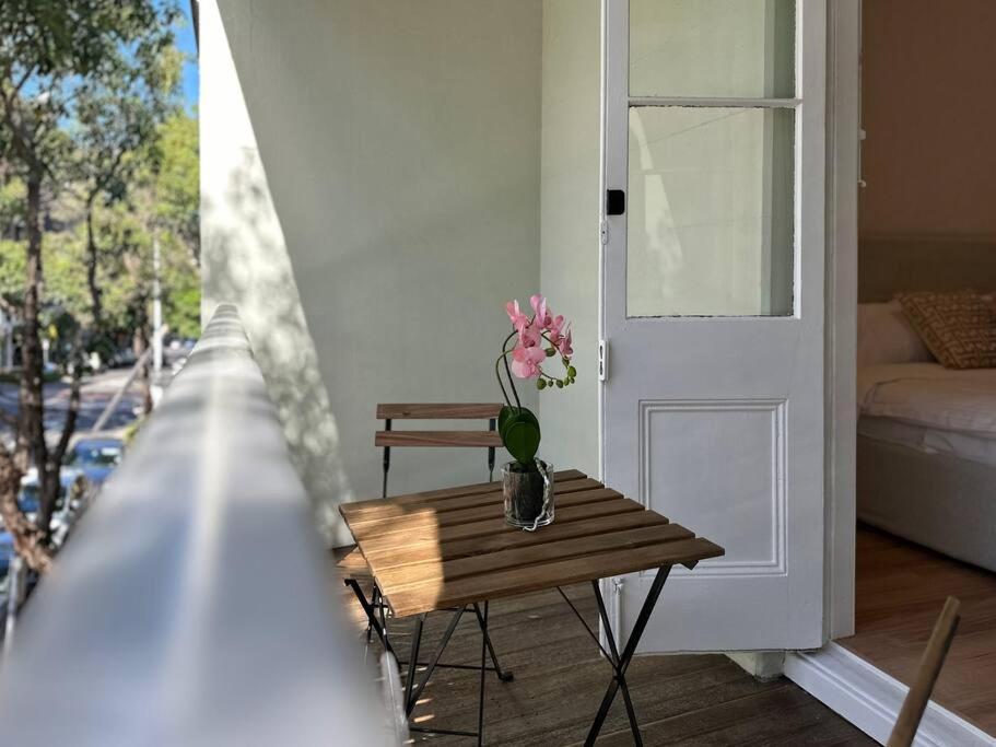 Cbd Newly Renovated Large Terrace *