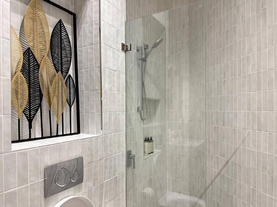 Holiday home Cbd Newly Renovated Large Terrace *