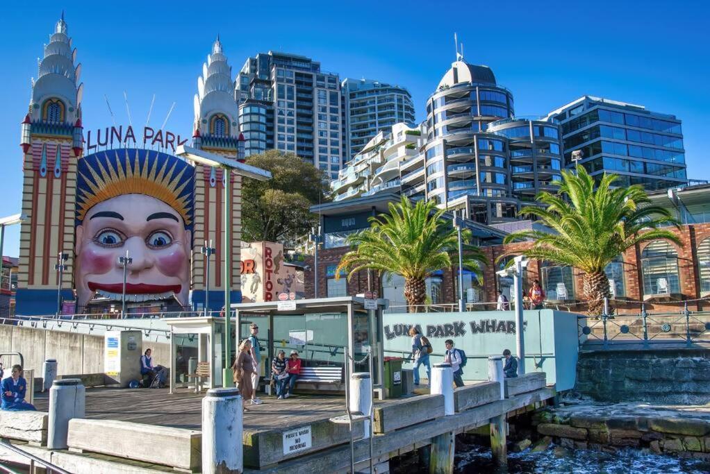 Cbd Newly Renovated Large Terrace Holiday home